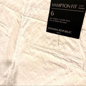 NWT, Banana Republic 3 1/2” Hampton Shorts
